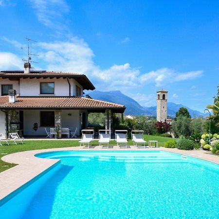 Villa Oleander マネルバ・デル・ガルダ エクステリア 写真